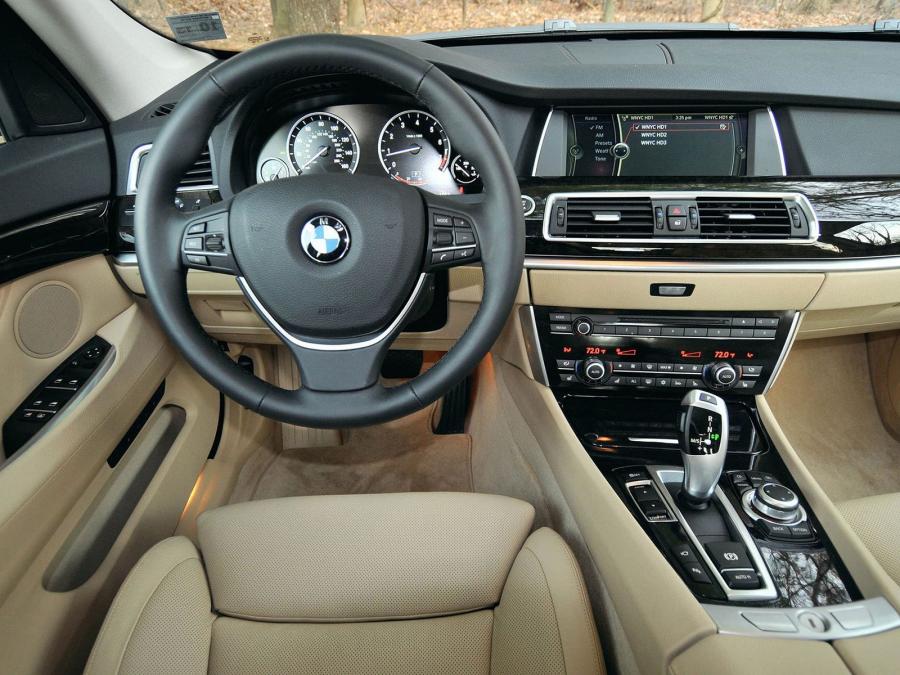  BMW 550i Gran Turismo 2009 года  (US) (фото 5 из 26)